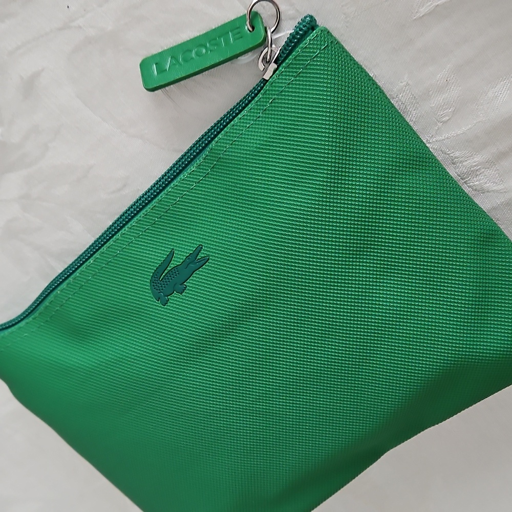 Lacoste Travel Kit.